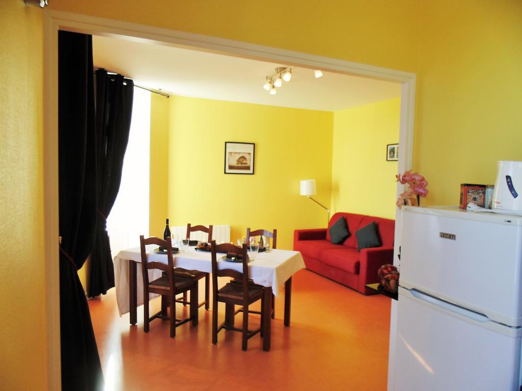 Apartment Les De La Fontaine Jullie